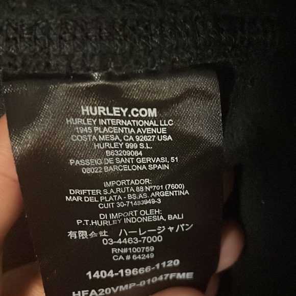 HURLEY Sweater Vintage Rare Design (Black, Baby Blue & White Print) $68 - Picture 11 of 16